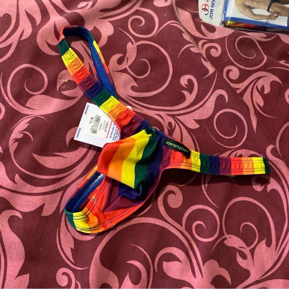 Joe Snyder bulge 02 thong large